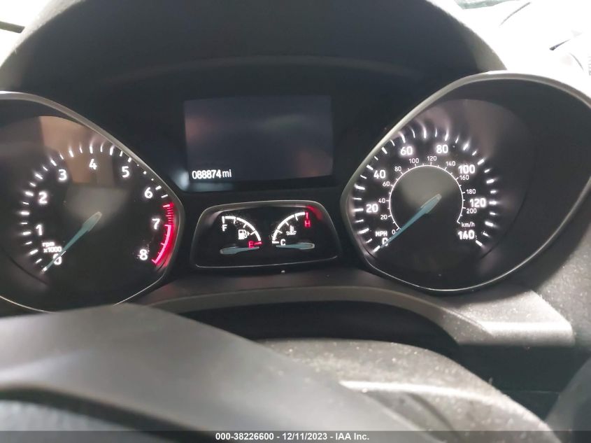 VIN 1FMCU9GDXKUB80352 2019 FORD ESCAPE SE