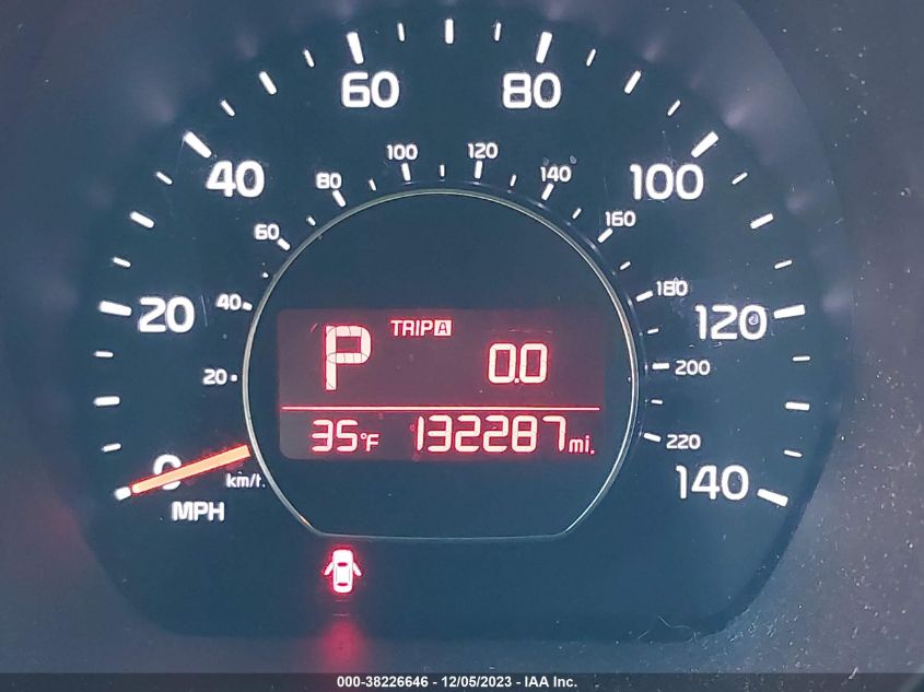 2015 KIA SOUL + - KNDJP3A58F7787470