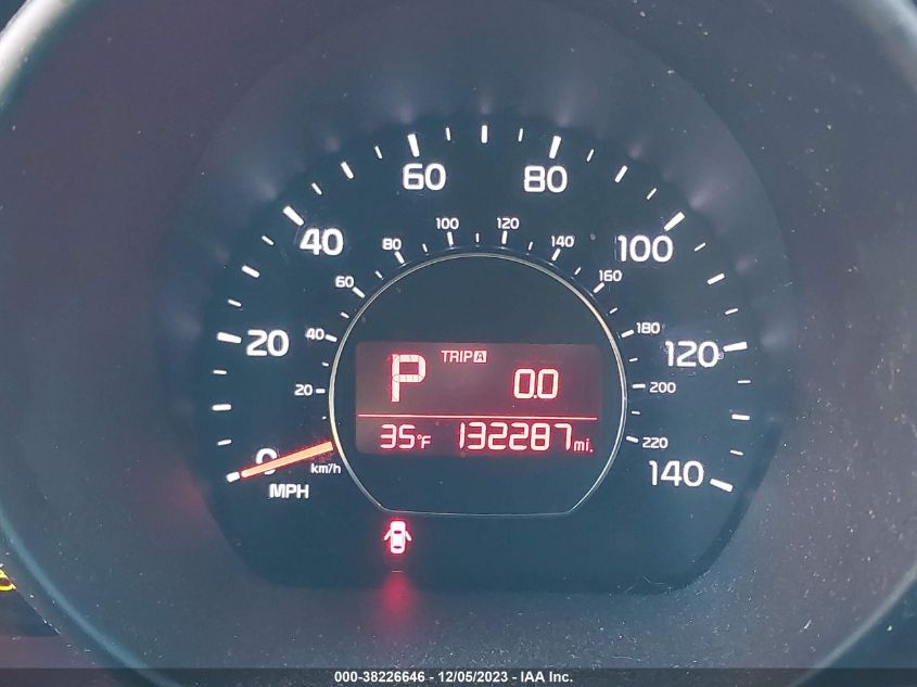 2015 KIA SOUL + - KNDJP3A58F7787470