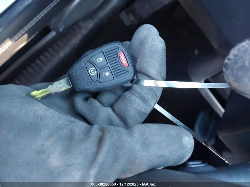 2015 JEEP COMPASS LATITUDE - 1C4NJDEB0FD395092