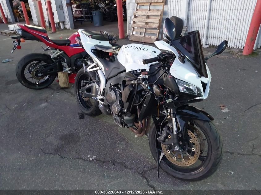 2007 HONDA CBR600 RR - JH2PC40097M003079