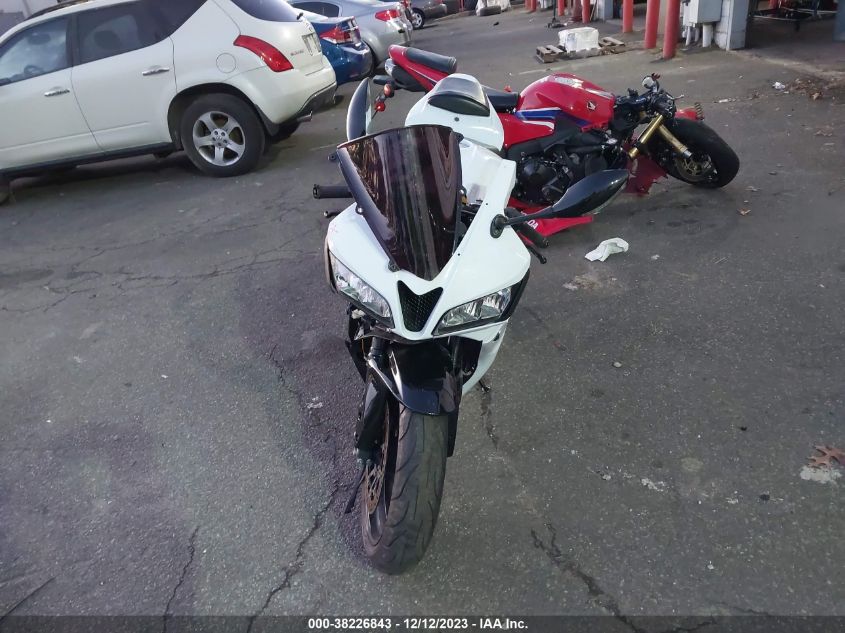 2007 HONDA CBR600 RR - JH2PC40097M003079