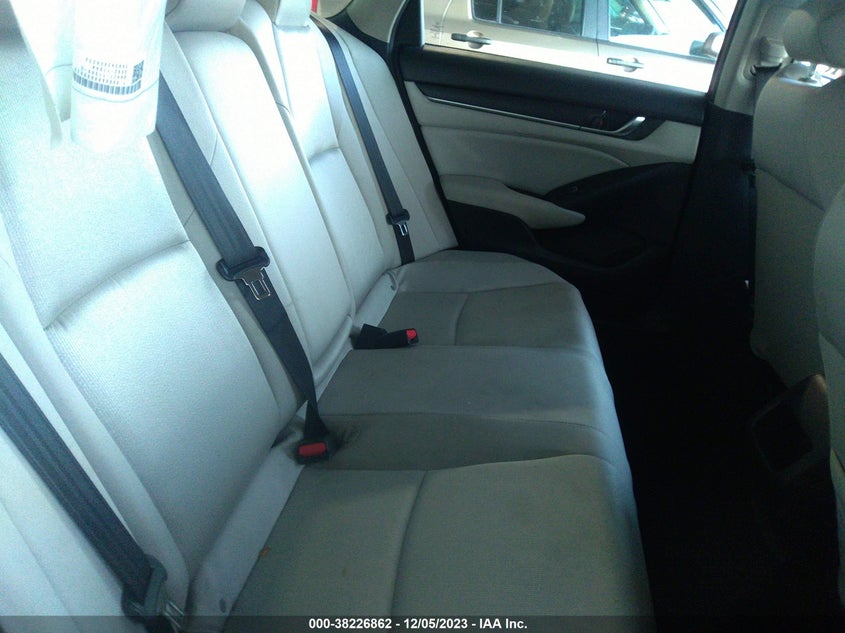 VIN 1HGCV1F10JA229151 2018 HONDA ACCORD LX