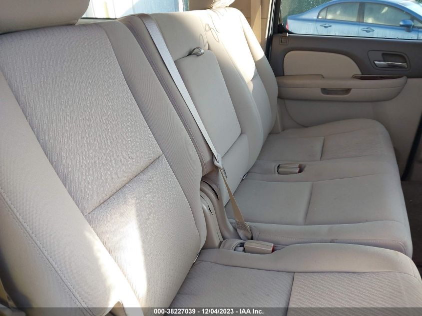2013 CHEVROLET SUBURBAN 1500 LS - 1GNSKHE77DR356963
