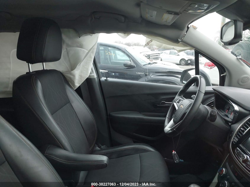 VIN 3GNCJLSB0HL285637 2017 CHEVROLET TRAX 1LT