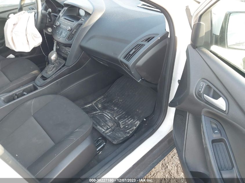 2017 FORD FOCUS SE - 1FADP3F27HL347171