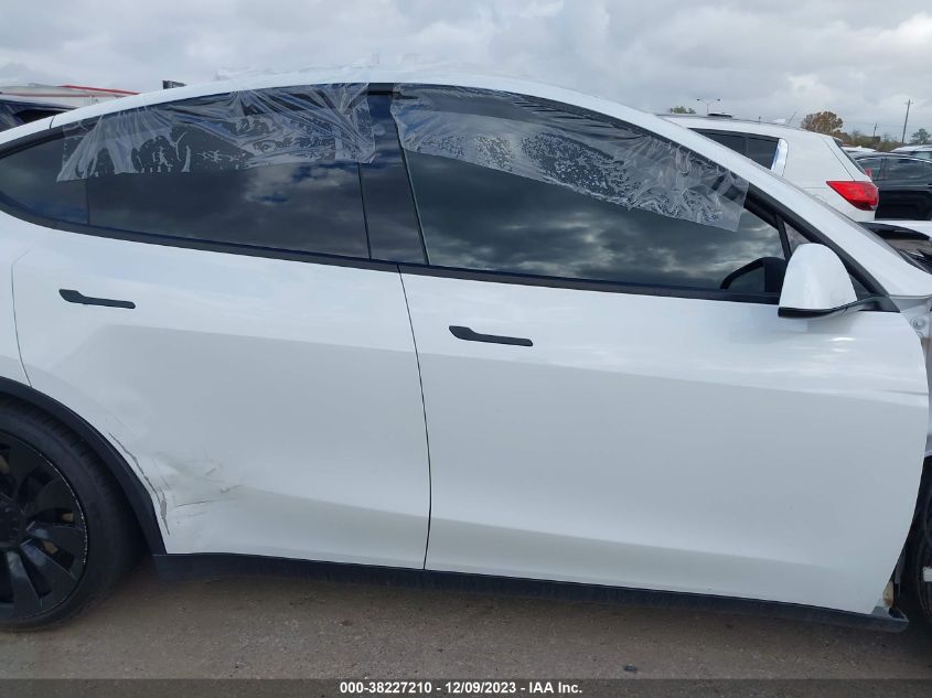 2022 TESLA MODEL Y - 7SAYGDEF5NF411649