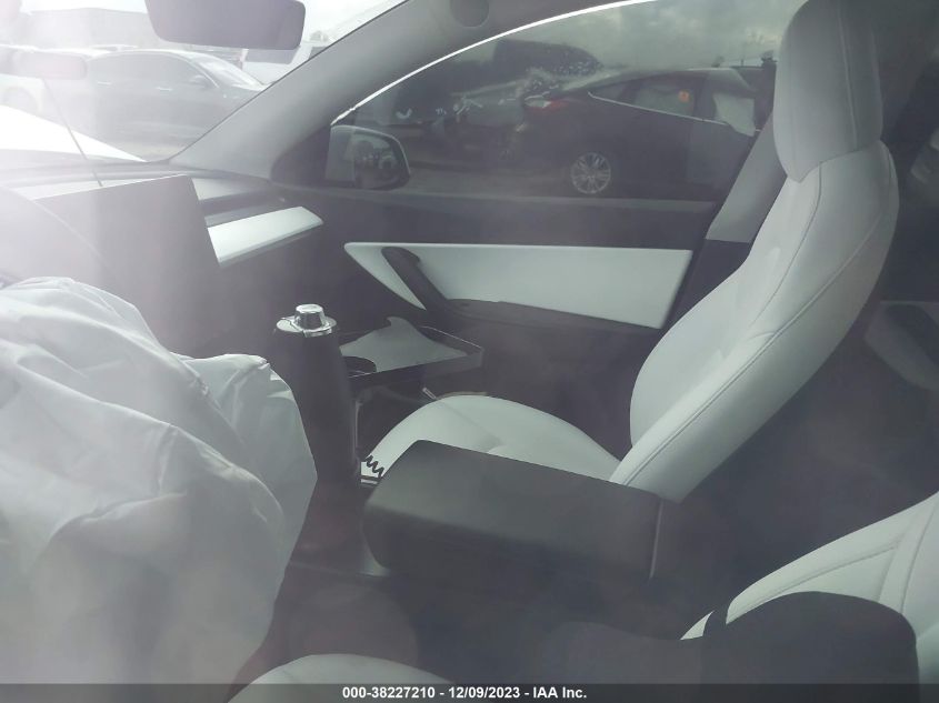 2022 TESLA MODEL Y - 7SAYGDEF5NF411649