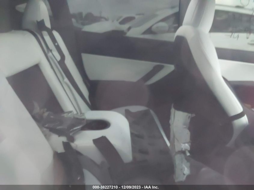 2022 TESLA MODEL Y - 7SAYGDEF5NF411649