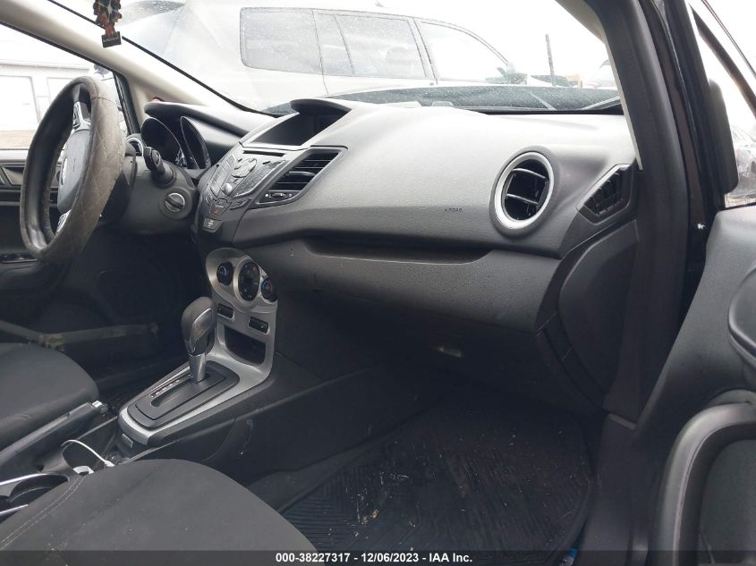VIN 3FADP4EJ8KM162115 2019 FORD FIESTA SE