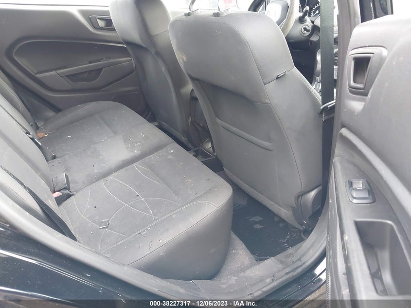 VIN 3FADP4EJ8KM162115 2019 FORD FIESTA SE