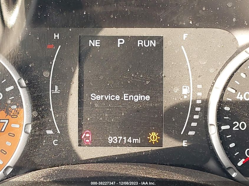 2016 JEEP RENEGADE LATITUDE - ZACCJBBT8GPE04049