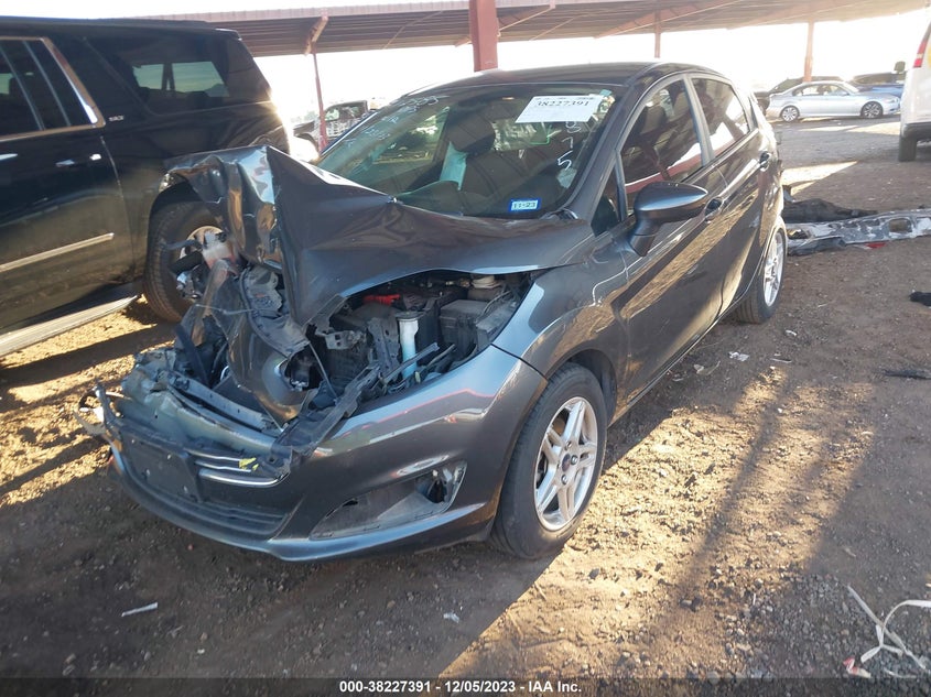 VIN 3FADP4EJXJM111875 2018 FORD FIESTA SE