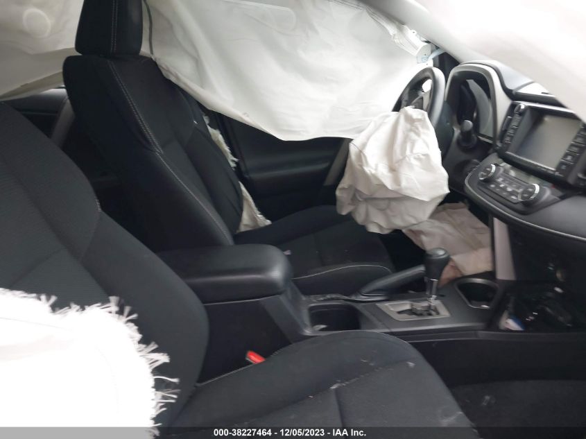 2016 TOYOTA RAV4 XLE - 2T3RFREV2GW515652