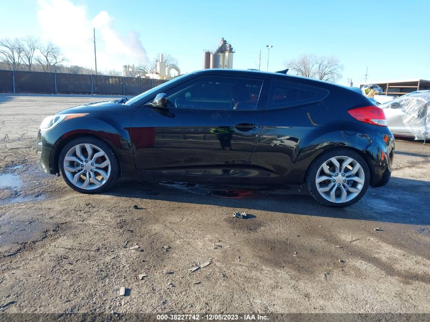 2013 HYUNDAI VELOSTER W/RED INT - KMHTC6AD3DU161817