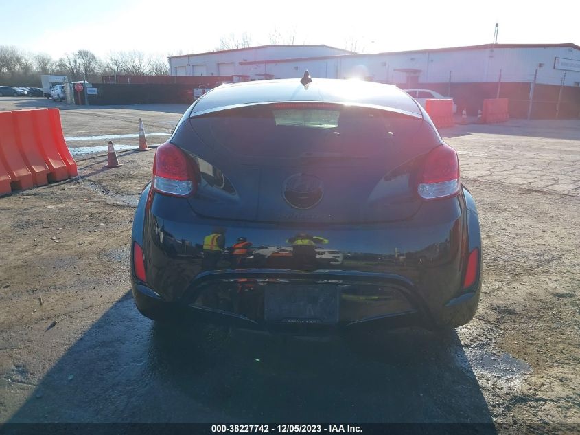 2013 HYUNDAI VELOSTER W/RED INT - KMHTC6AD3DU161817