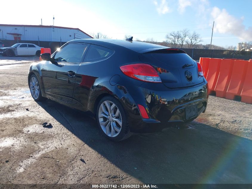 2013 HYUNDAI VELOSTER W/RED INT - KMHTC6AD3DU161817