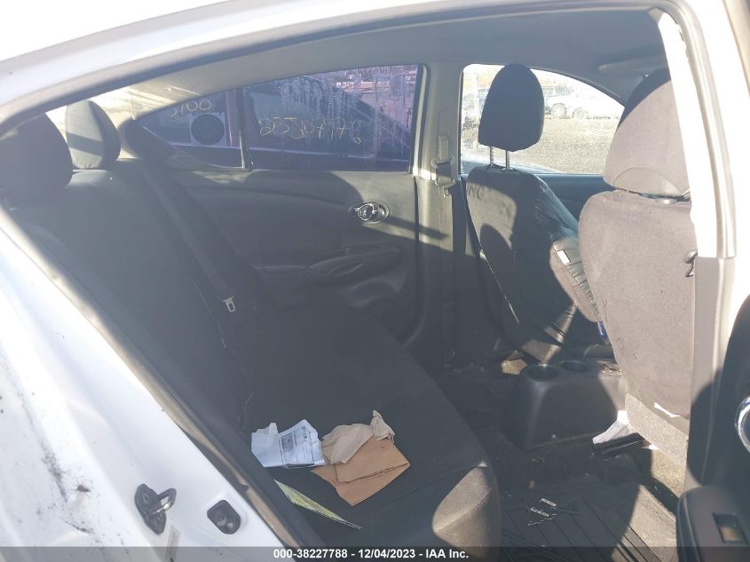 2013 NISSAN VERSA 1.6 SV - 3N1CN7AP8DL886079