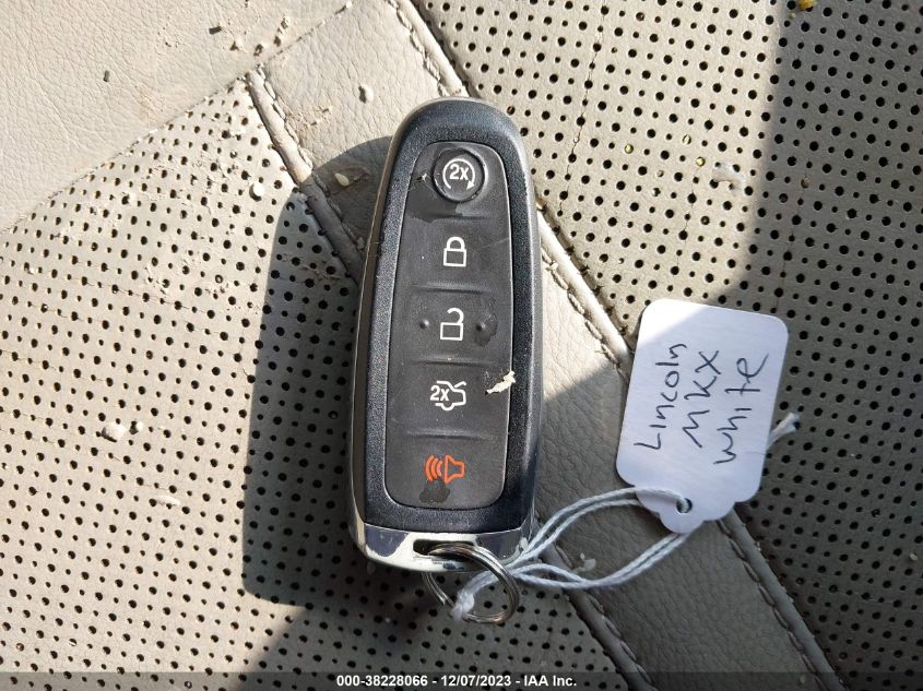 2013 LINCOLN MKX - 2LMDJ8JKXDBL19522