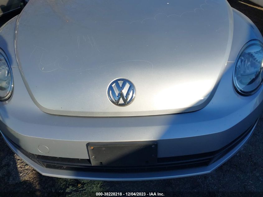 2013 VOLKSWAGEN BEETLE 2.5L ENTRY - 3VWFX7ATXDM604114
