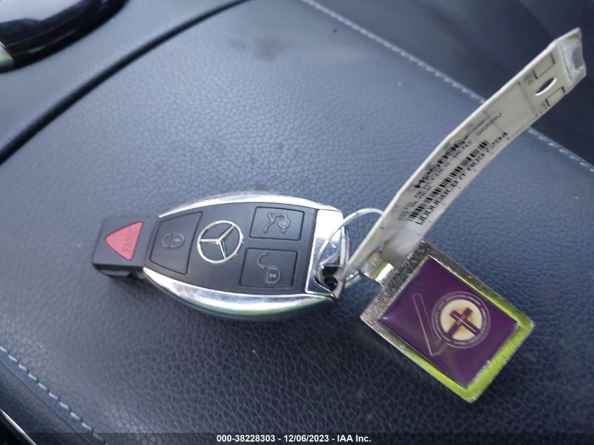 2015 MERCEDES-BENZ S 550 WDDUG8CB7FA097294