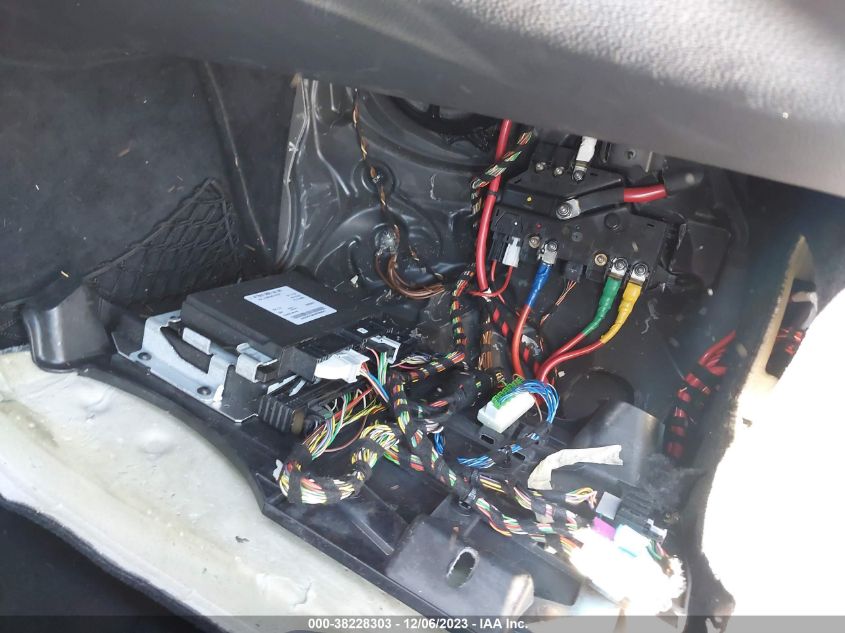 2015 MERCEDES-BENZ S 550 WDDUG8CB7FA097294