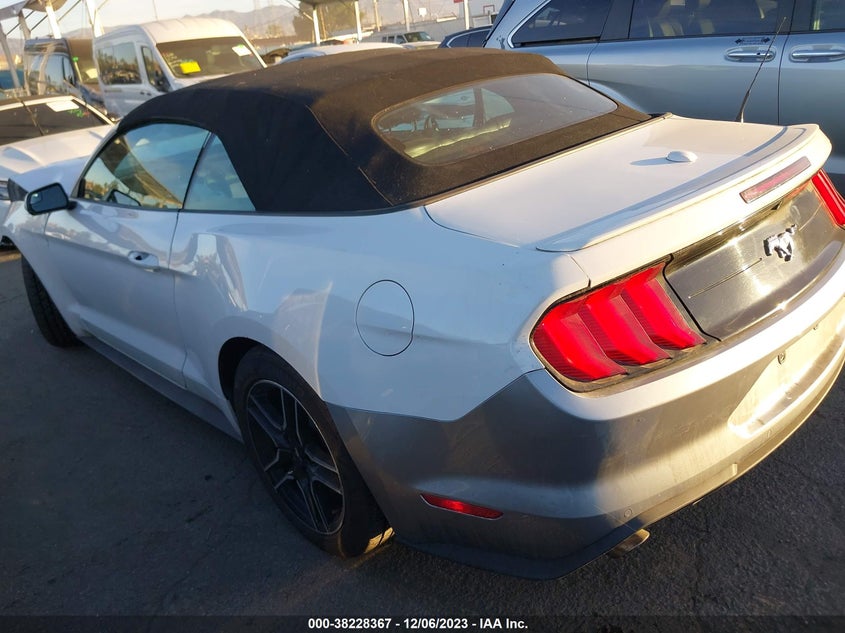 VIN 1FATP8UH8L5118849 2020 FORD MUSTANG