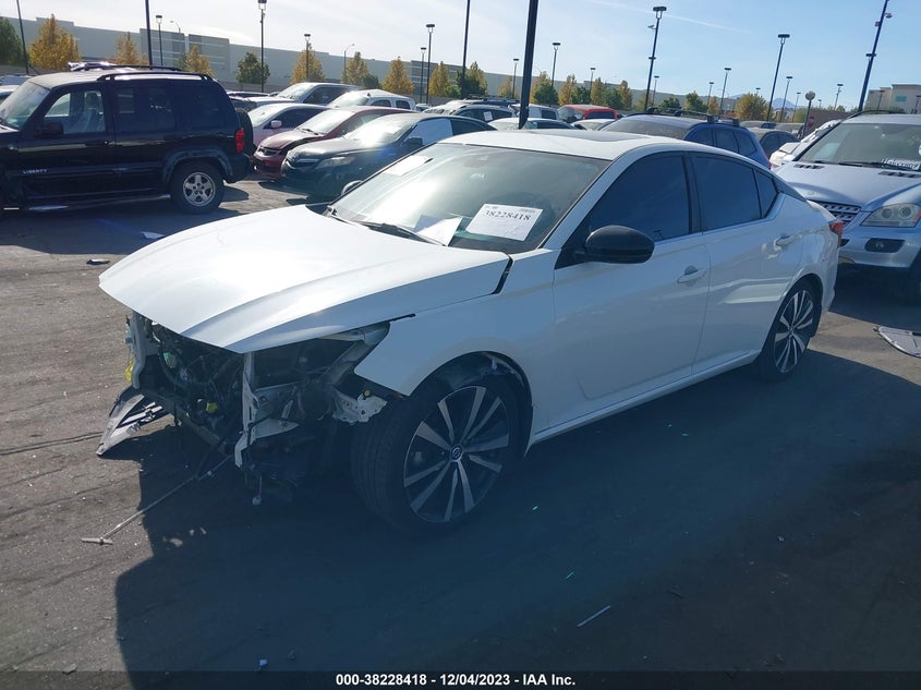 VIN 1N4BL4CV4MN370459 2021 NISSAN ALTIMA SR