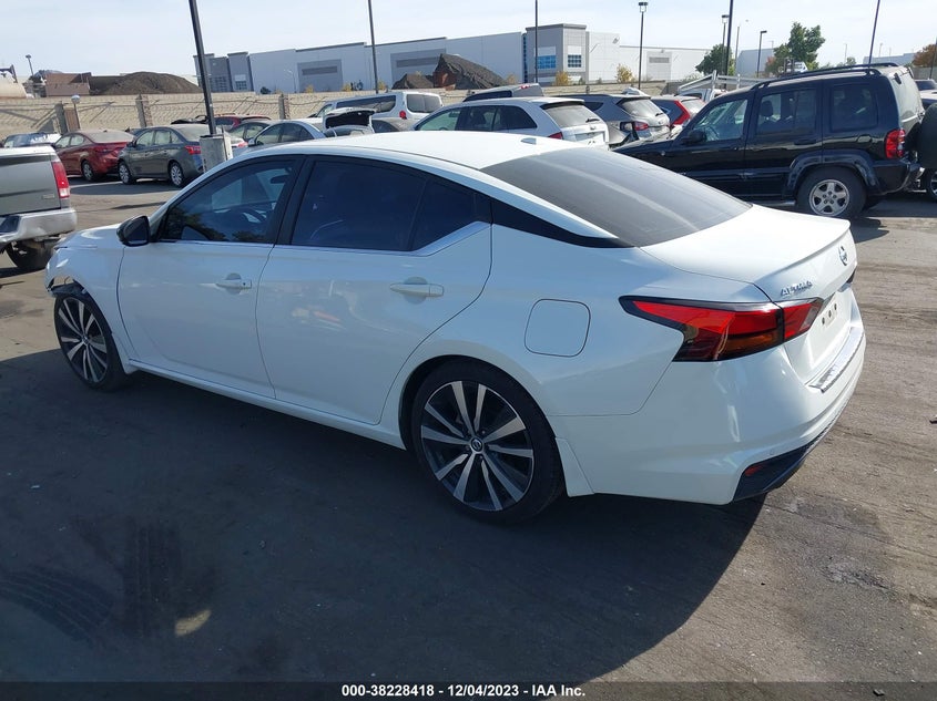 VIN 1N4BL4CV4MN370459 2021 NISSAN ALTIMA SR