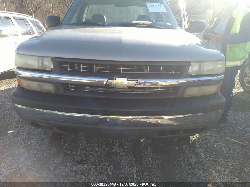 1GCEK14W1YZ144832 | 2000 CHEVROLET SILVERADO 1500