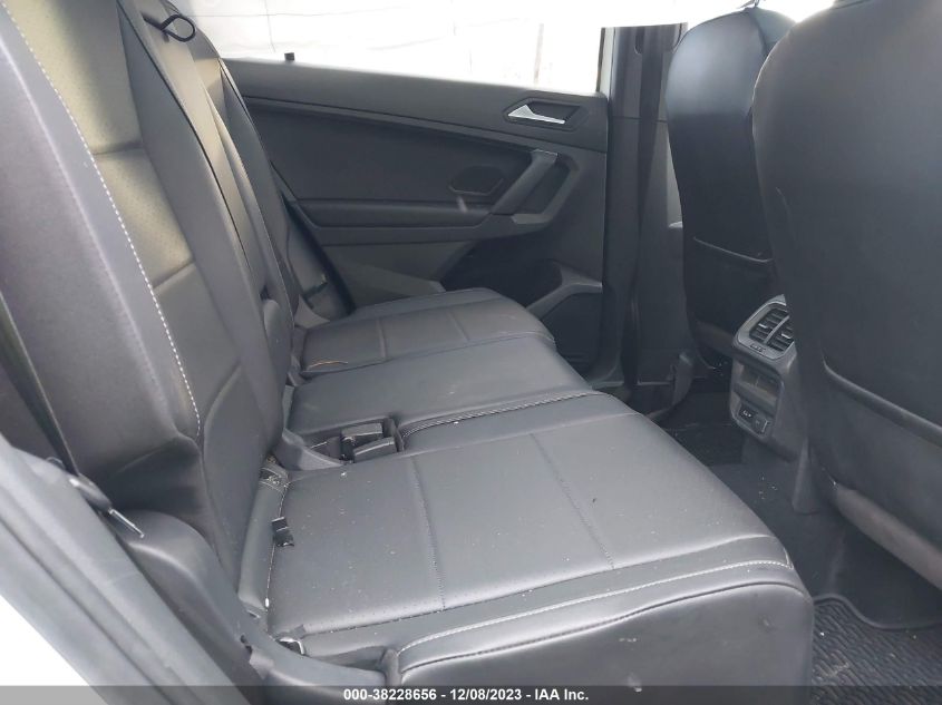 2019 VOLKSWAGEN TIGUAN 2.0T SE/2.0T SEL/2.0T SEL R-LINE/2.0T SEL R-LINE BLACK - 3VV2B7AX8KM049018