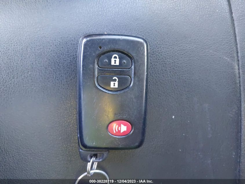 2013 TOYOTA PRIUS THREE SE - JTDKN3DU9D5625028