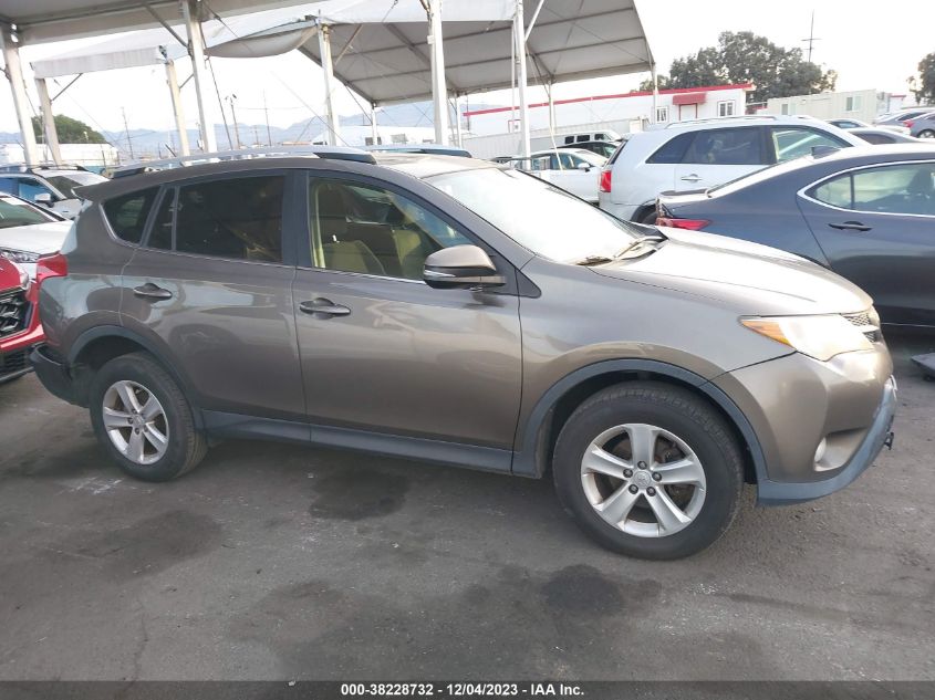 2014 TOYOTA RAV4 XLE - JTMRFREV7ED081996
