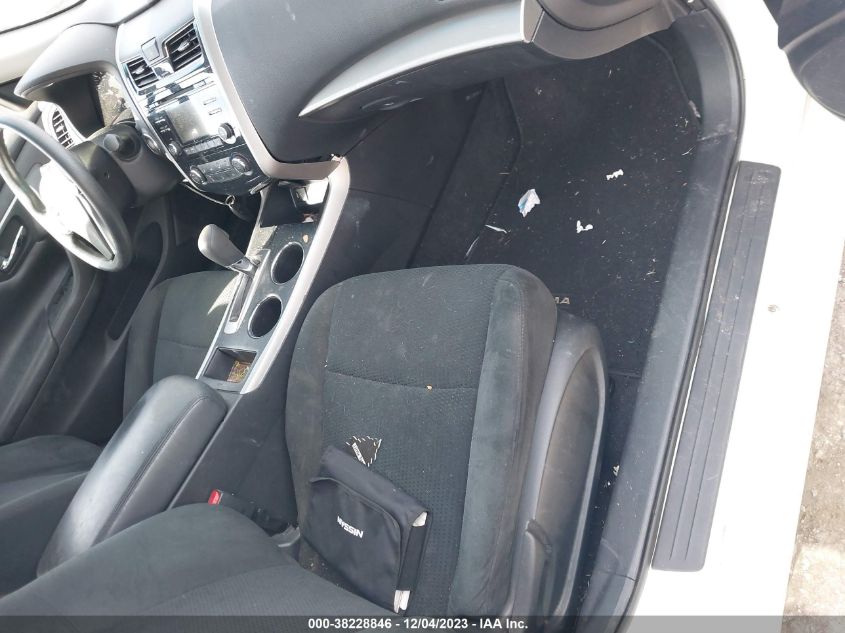 2015 NISSAN ALTIMA 2.5/S/SV/SL - 1N4AL3AP1FC417052