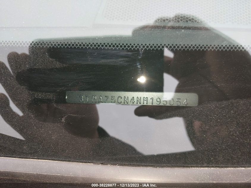 2022 TOYOTA TACOMA DOUBLE CAB/SR5/TRD SPORT/ - 3TMAZ5CN4NM195054