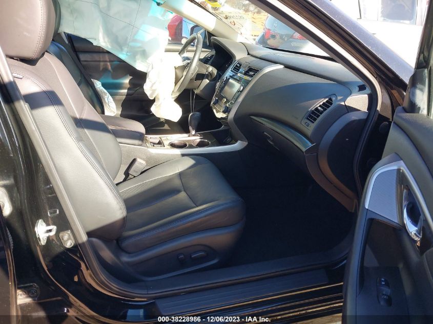 2015 NISSAN ALTIMA 2.5/S/SV/SL - 1N4AL3AP4FN898760