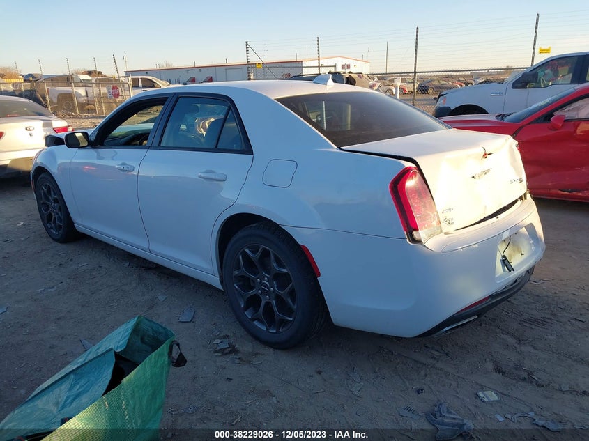 VIN 2C3CCAGG5HH604037 2017 CHRYSLER 300 300S AWD