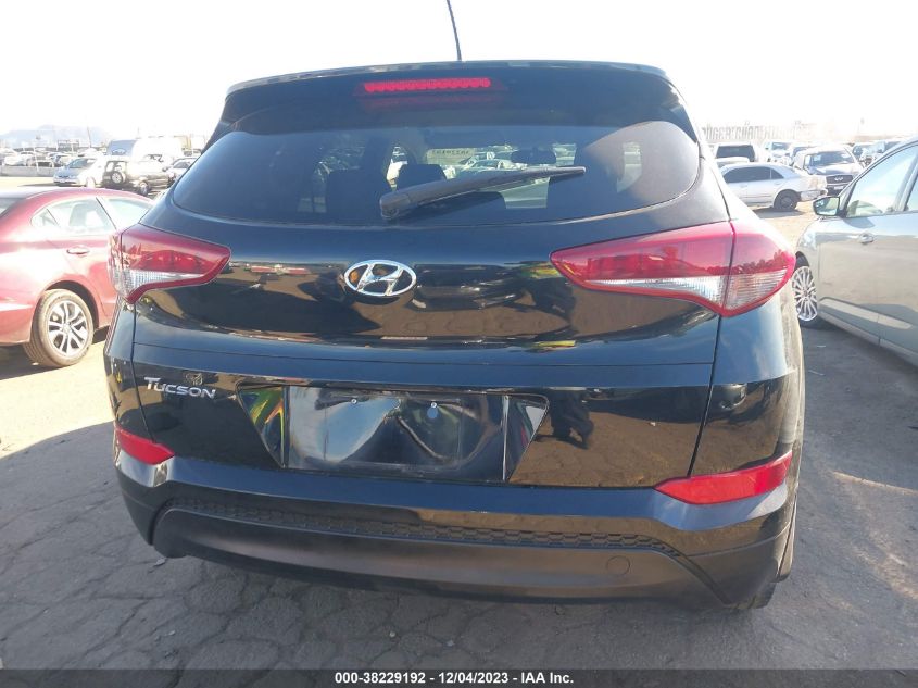 2017 HYUNDAI TUCSON SE - KM8J23A47HU403880