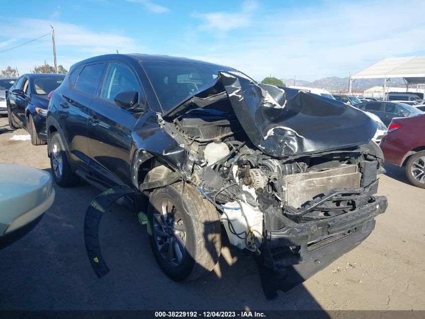 2017 HYUNDAI TUCSON SE - KM8J23A47HU403880