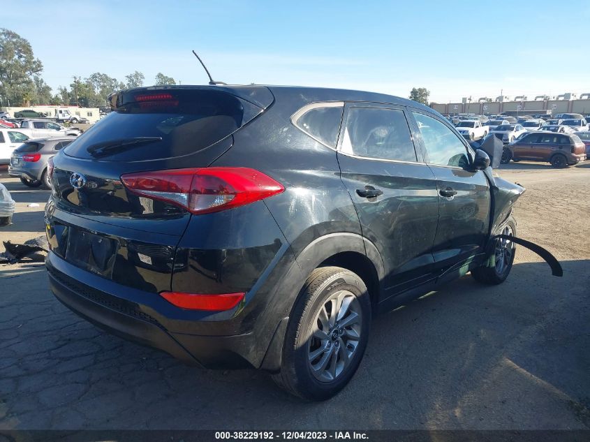 2017 HYUNDAI TUCSON SE - KM8J23A47HU403880