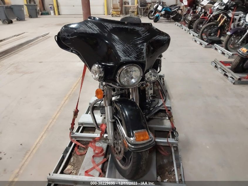 2012 HARLEY-DAVIDSON FLHTP POLICE ELECTRA GLIDE 1HD1FMM19CB672496