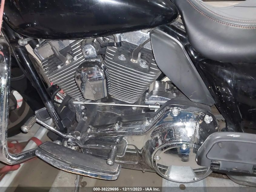 2012 HARLEY-DAVIDSON FLHTP POLICE ELECTRA GLIDE 1HD1FMM19CB672496