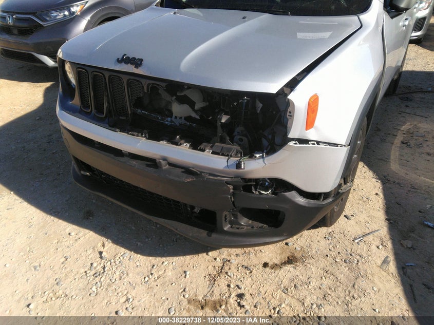 VIN ZACCJABB9JPH67940 2018 JEEP RENEGADE LATITUDE