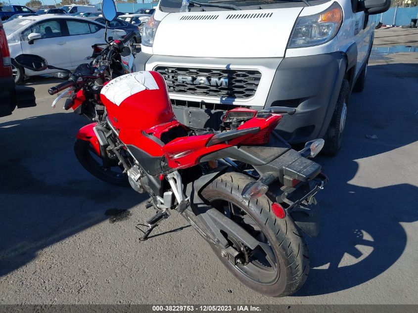 2015 HONDA CB300 F MLHNC5211F5102285