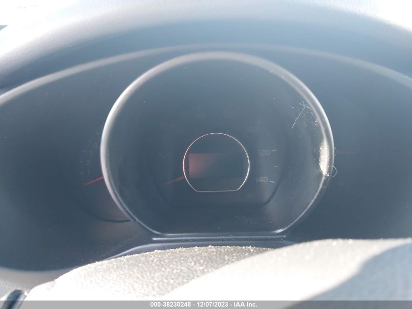 2015 KIA SOUL + - KNDJP3A56F7752037