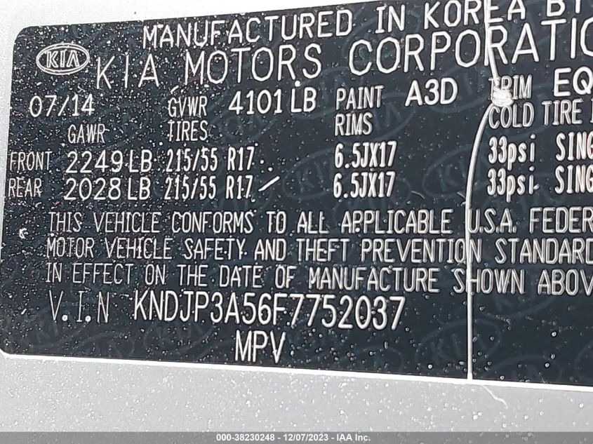 2015 KIA SOUL + - KNDJP3A56F7752037