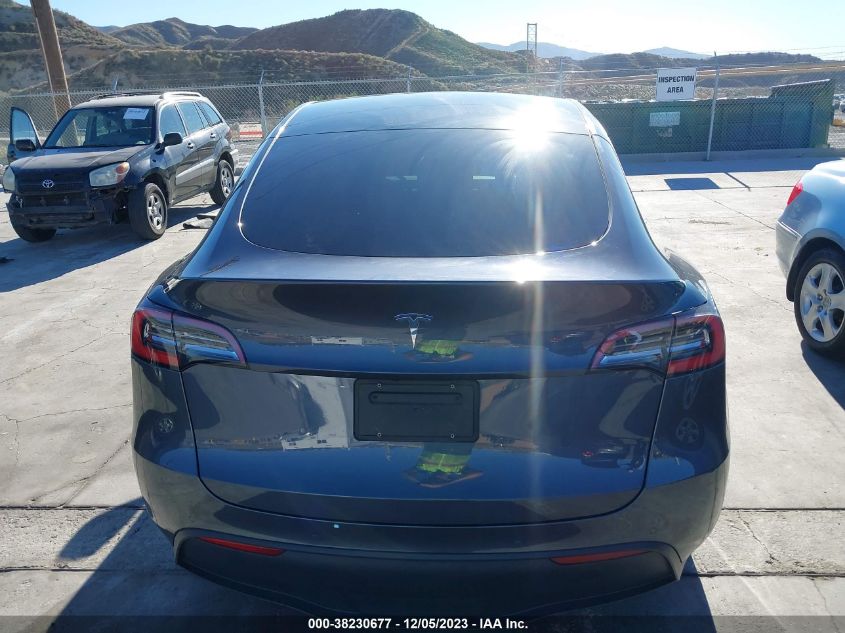 2021 TESLA MODEL Y STANDARD RANGE - 5YJYGDED1MF110404