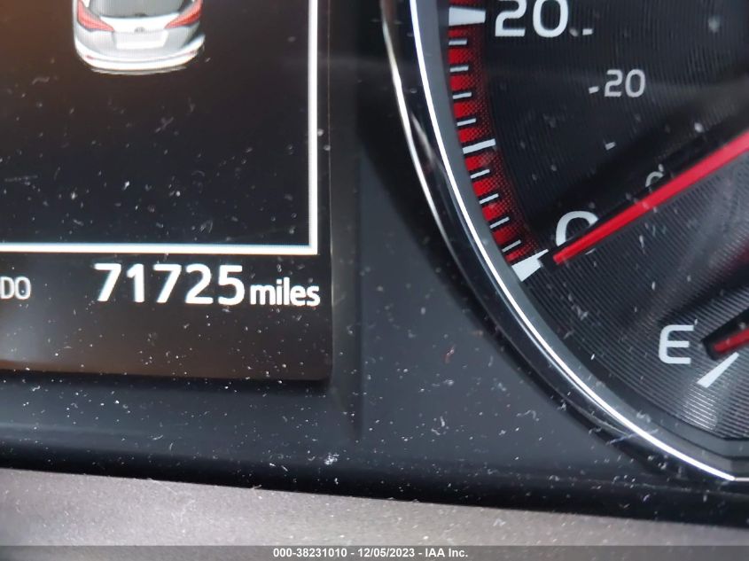 2018 TOYOTA RAV4 SE - JTMNFREV5JD112445