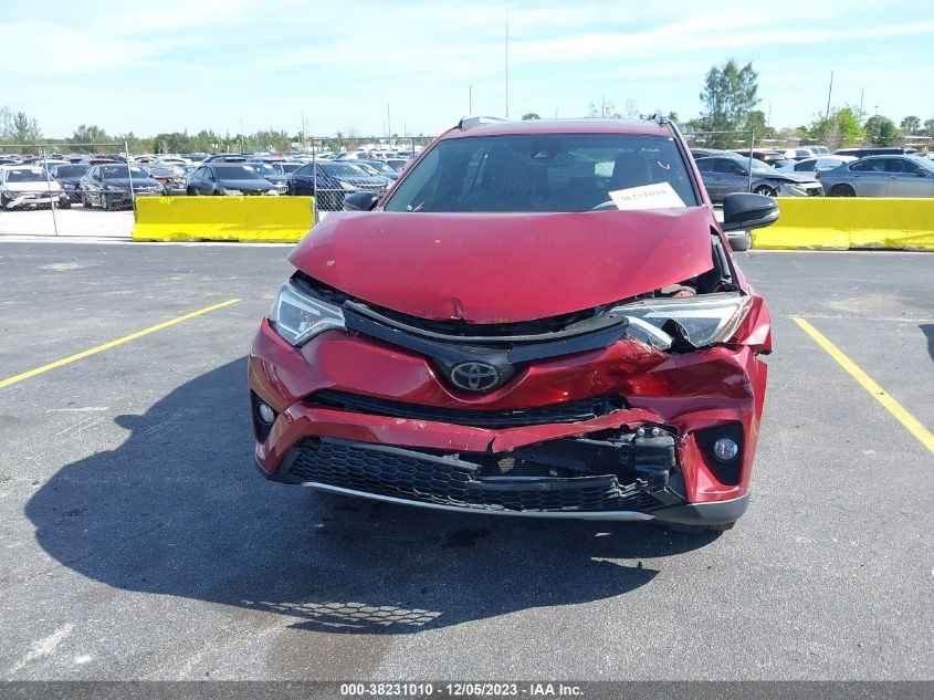 2018 TOYOTA RAV4 SE - JTMNFREV5JD112445