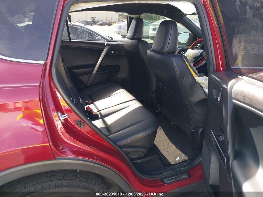 2018 TOYOTA RAV4 SE - JTMNFREV5JD112445